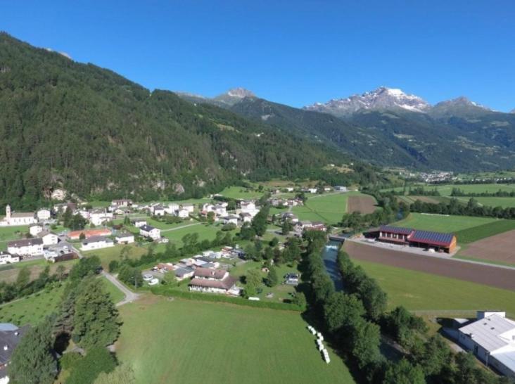 Bungalow Miralago In Camping Cavresc, Via Dal Cavresc 1, 7746 Le Prese-Poschiavo Exterior foto
