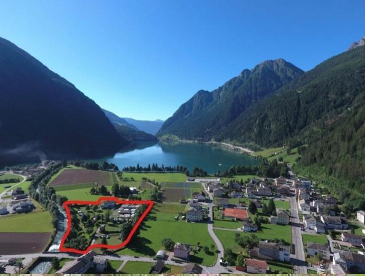 Bungalow Miralago In Camping Cavresc, Via Dal Cavresc 1, 7746 Le Prese-Poschiavo Exterior foto
